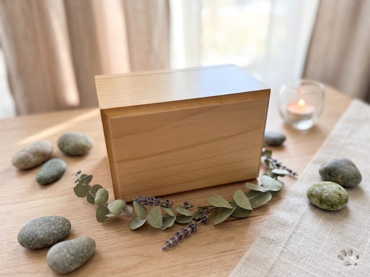Companion Chest Urn